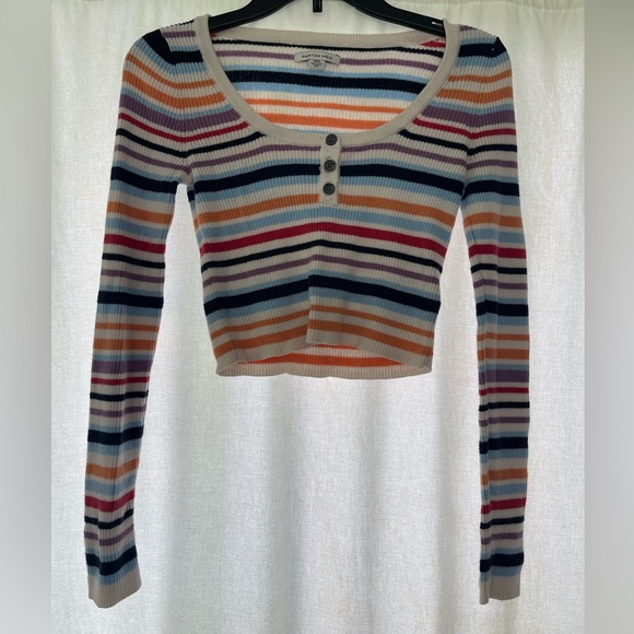AMERICAN EAGLE WOMENS CROPPED LONG SLEEVE - Picture 1 of 5